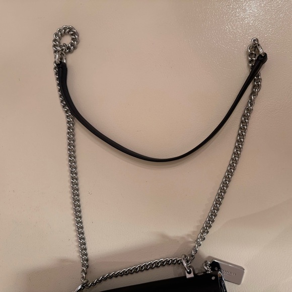 COACH-Klare Crossbody bag in Signature Canvas with Rivets-NWOT - Picture 6 of 6